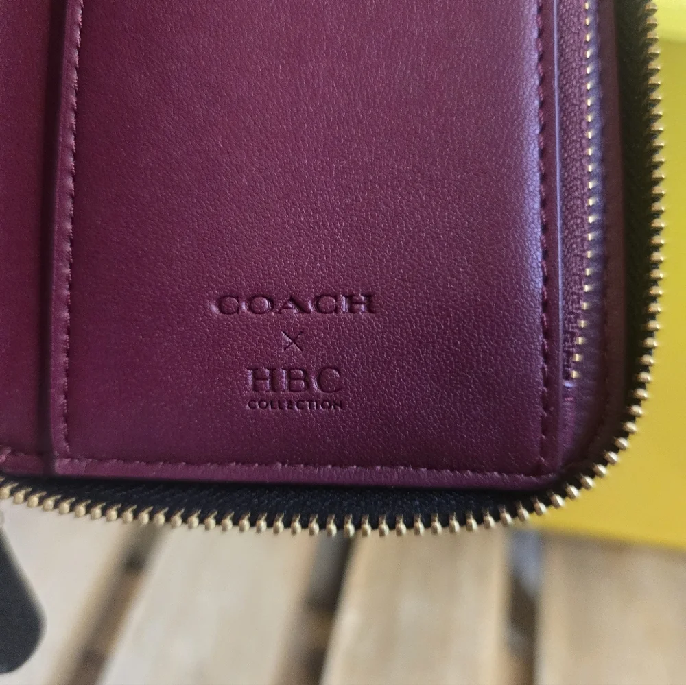 Coach Women's Brown Signature Zip Wallet with Multicolor Stripes - Picture 3 of 6